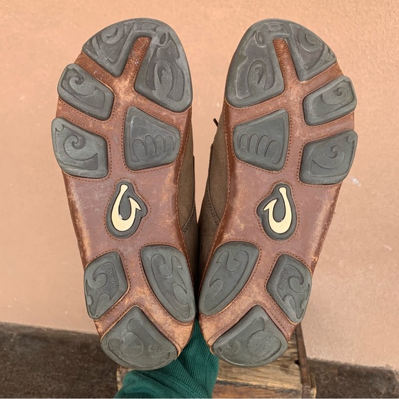 Olukai Hamakui Leather Chukka Moc Toe Boot - Picture 7 of 9